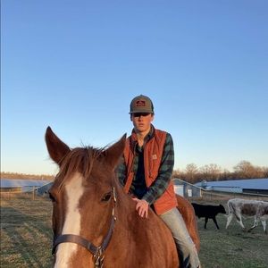 Meet your Posher, Hudson